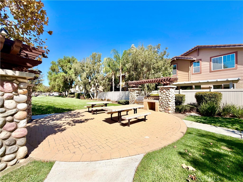 24685 Ridgewalk Street 3