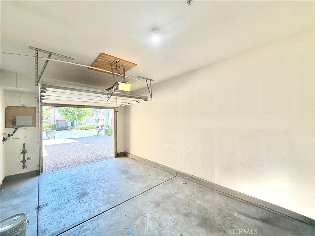 24685 Ridgewalk Street 3