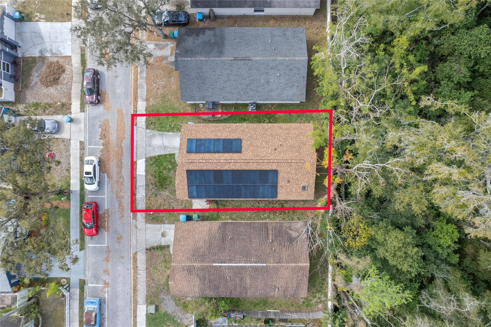 1077 HAMLET DR