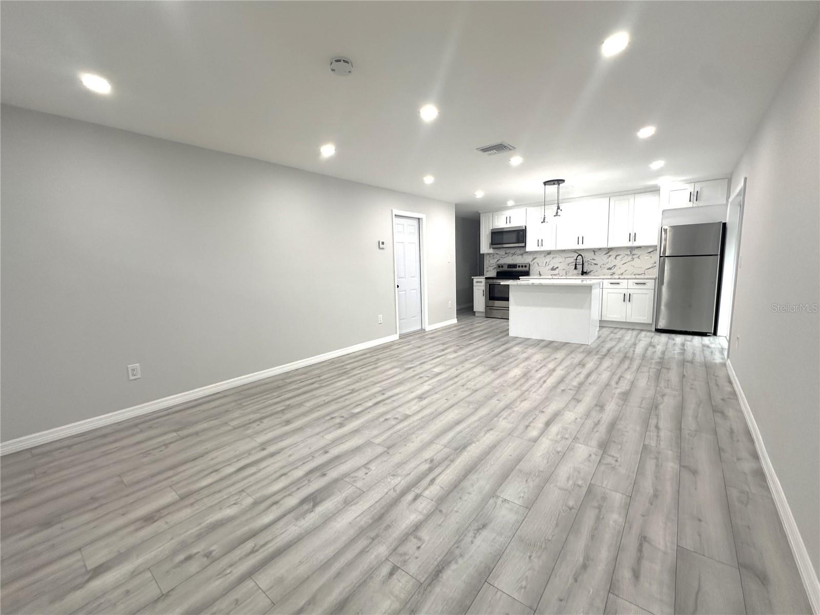506 HIBISCUS WAY