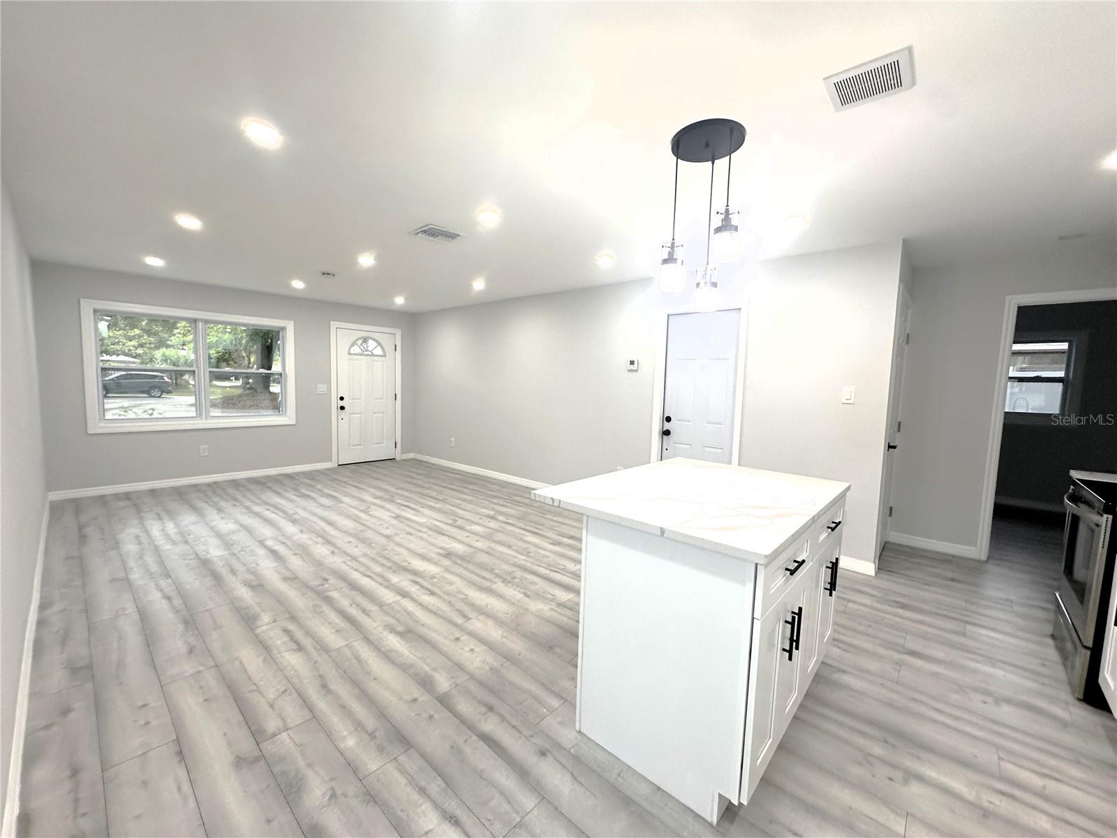506 HIBISCUS WAY