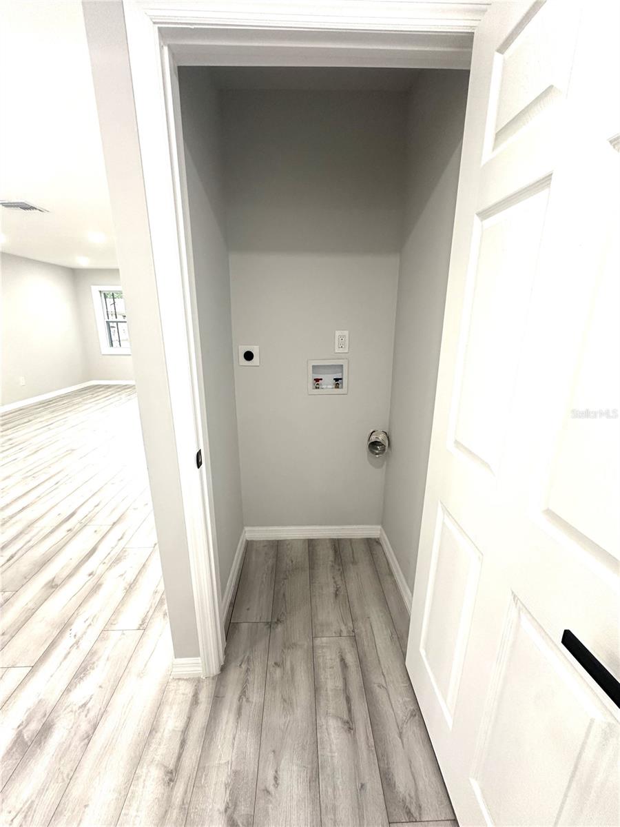 506 HIBISCUS WAY