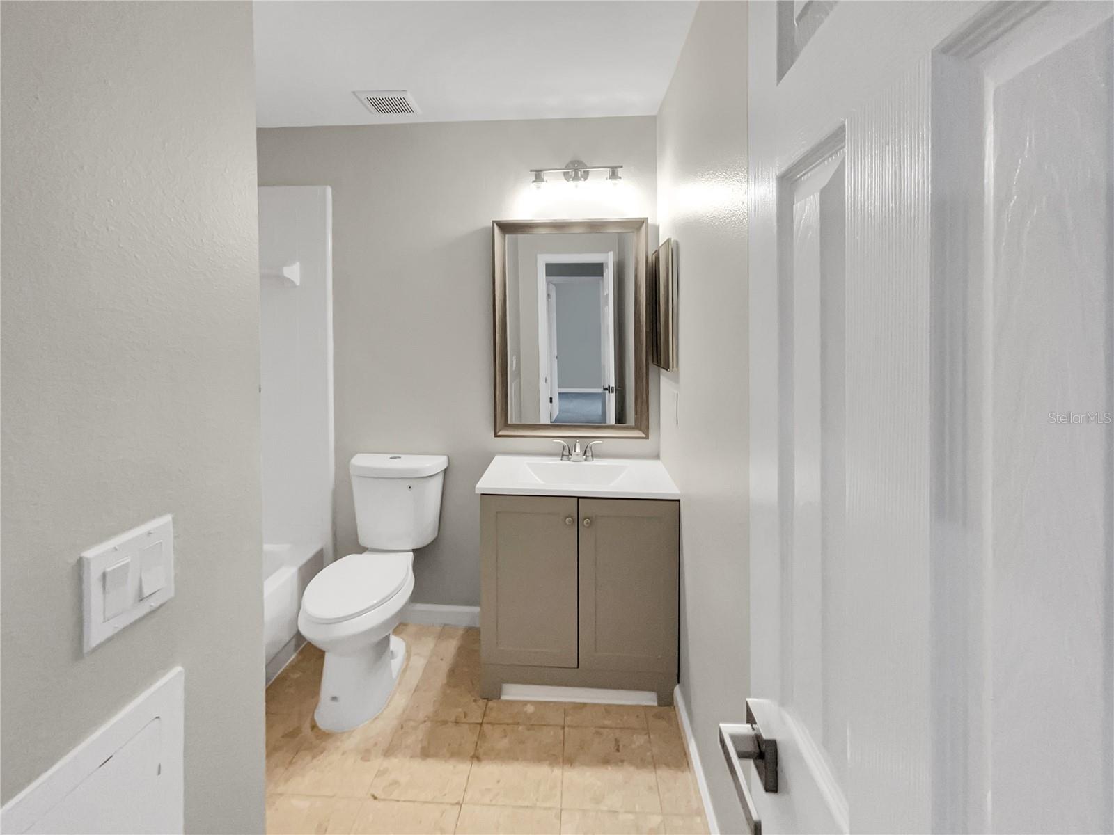 14415 BAY ISLE DR