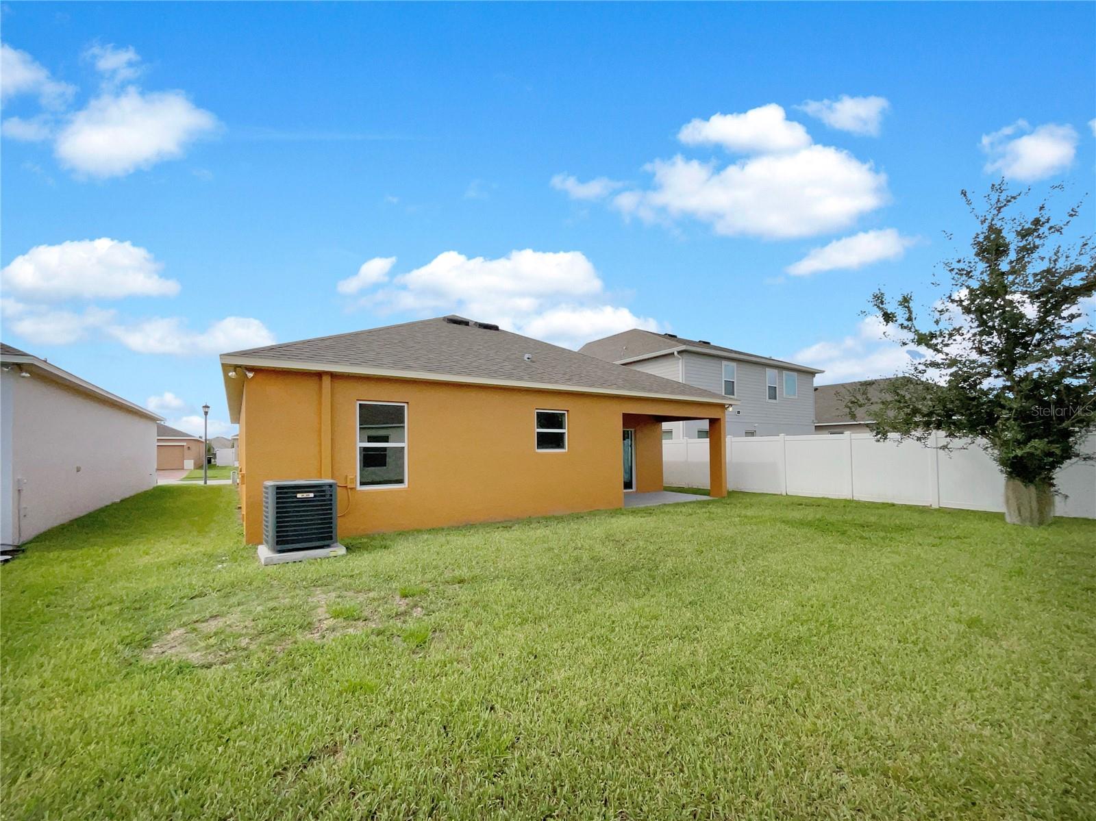 617 SARDINIA CIR