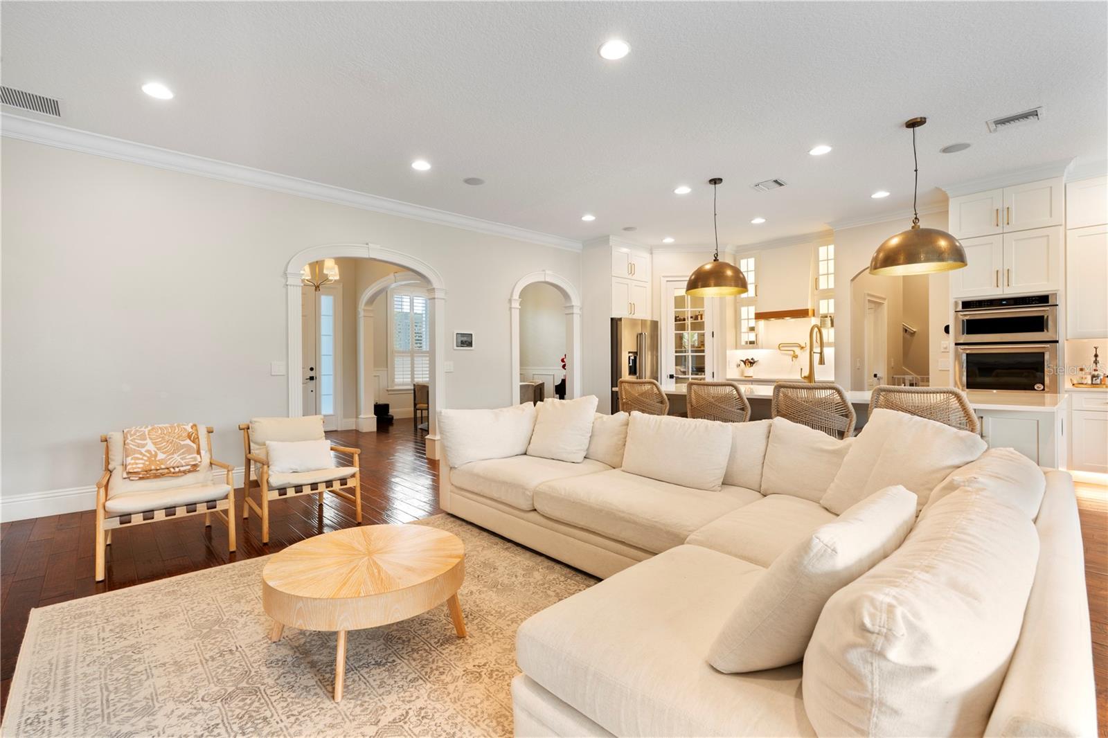 5215 PHILLIPS OAKS LN