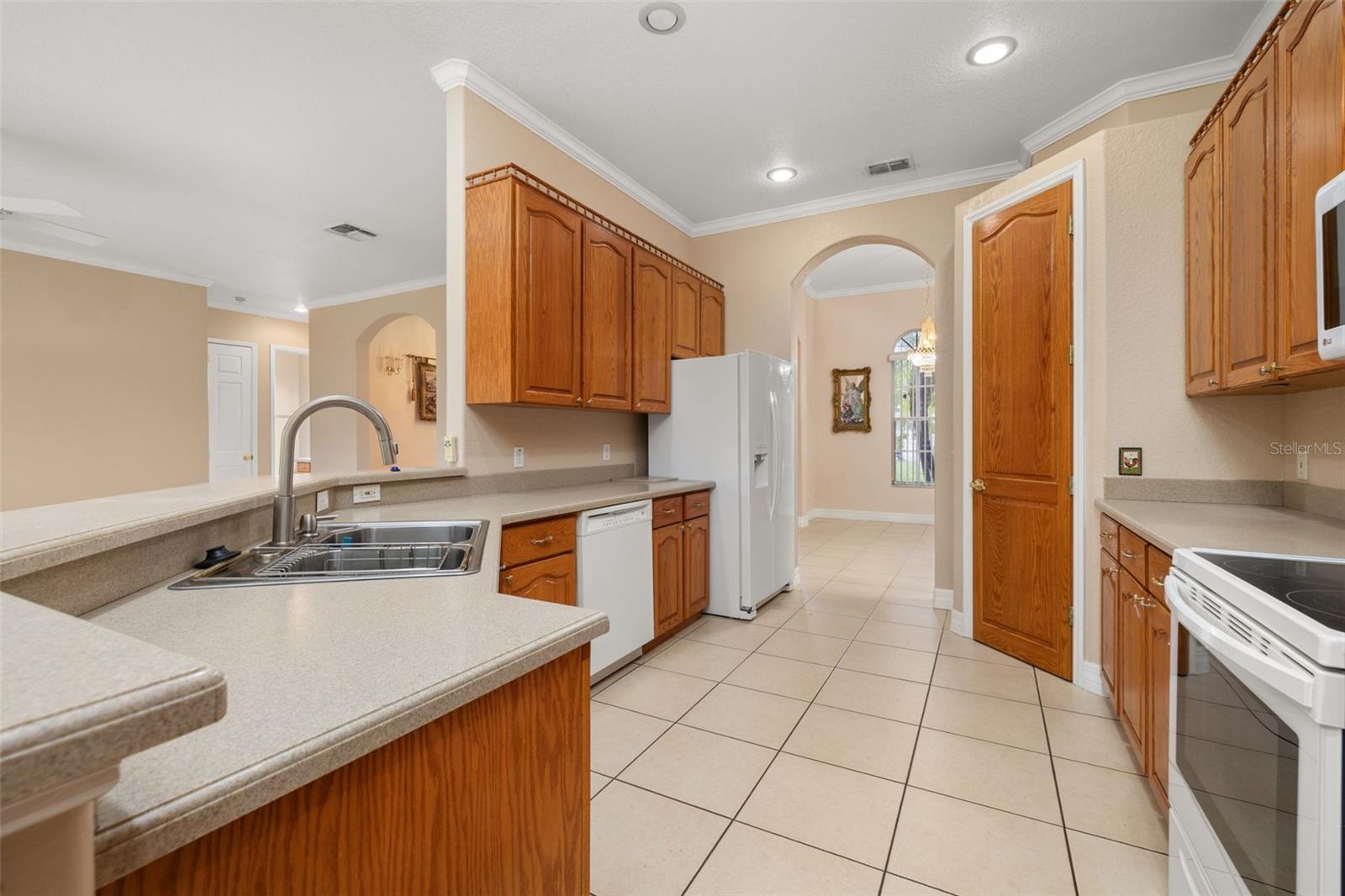 3779 N ECONLOCKHATCHEE TRL