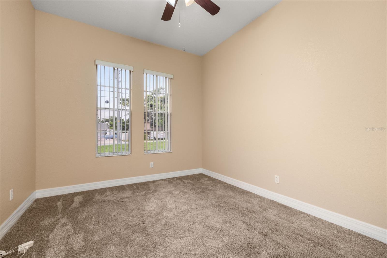 3779 N ECONLOCKHATCHEE TRL