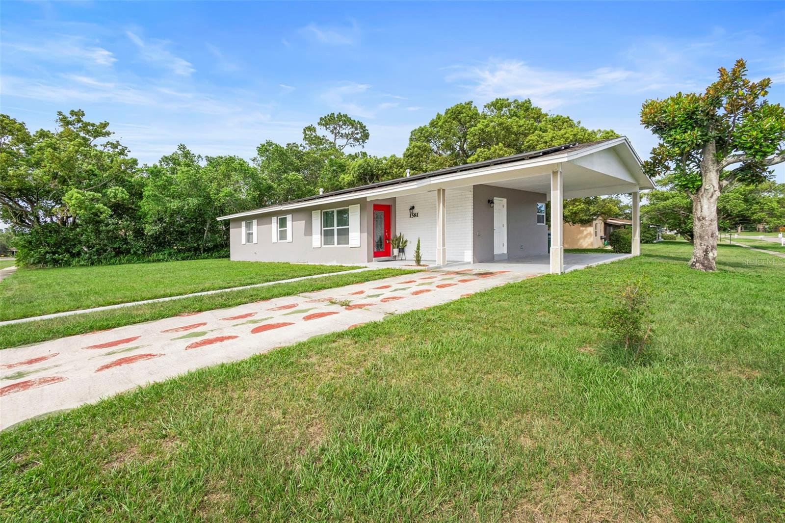 1581 PROVIDENCE BLVD