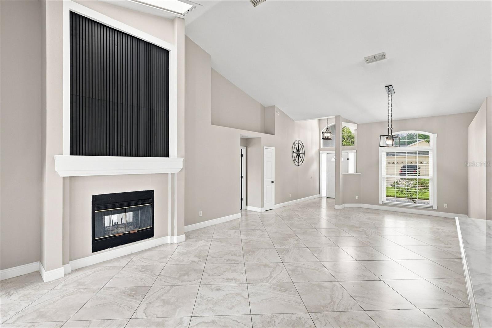 3716 GATLIN PLACE CIR