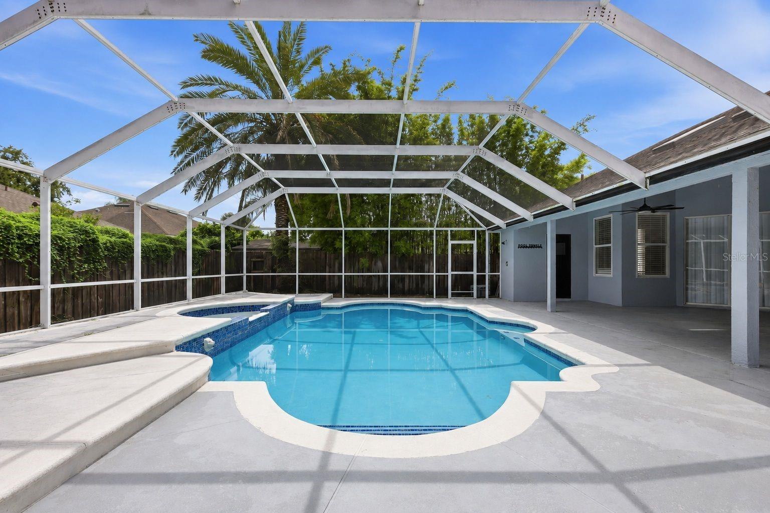 3716 GATLIN PLACE CIR