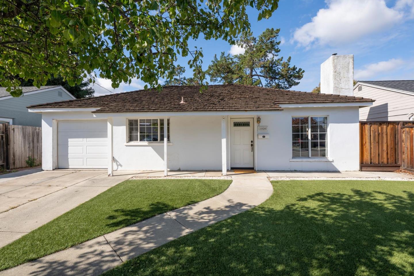 1020 Inverness Drive