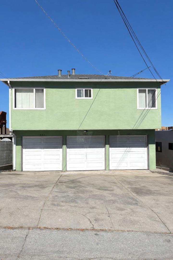 885 Laurel Avenue