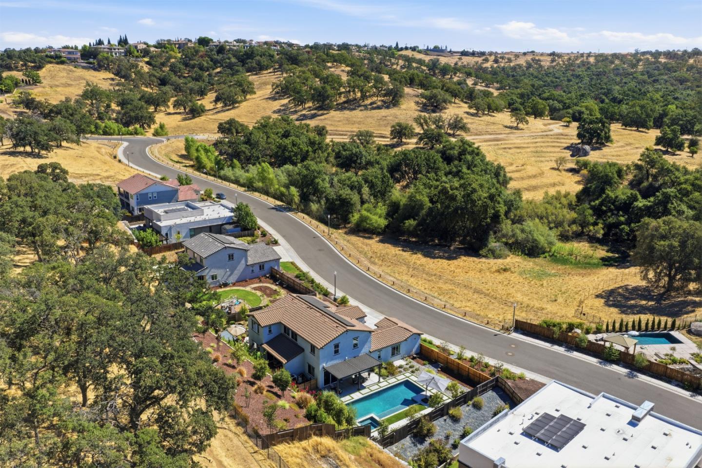 2736 Nisenan Valley DR