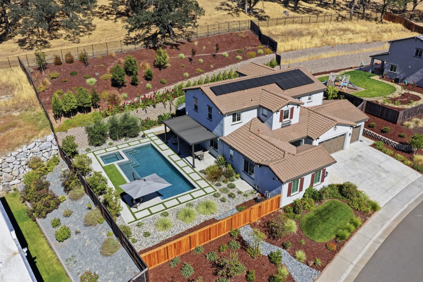 2736 Nisenan Valley DR