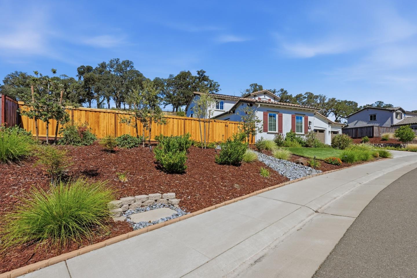 2736 Nisenan Valley DR