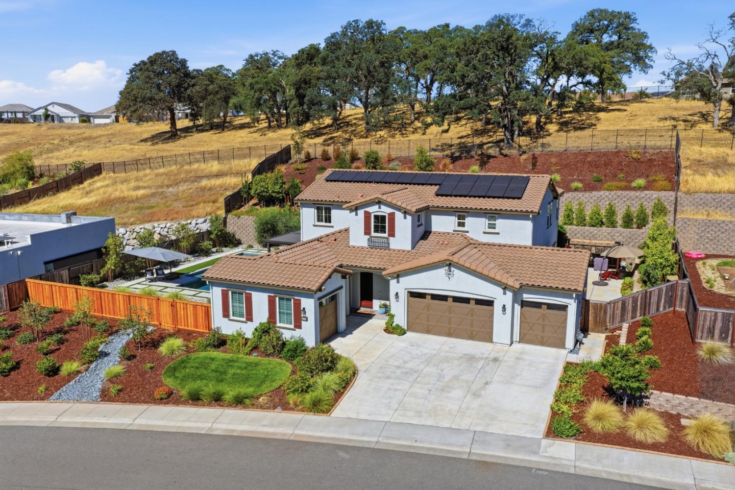 2736 Nisenan Valley DR