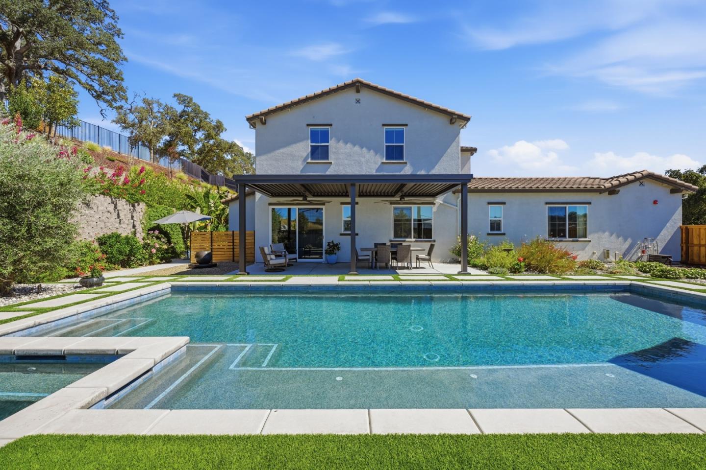 2736 Nisenan Valley DR