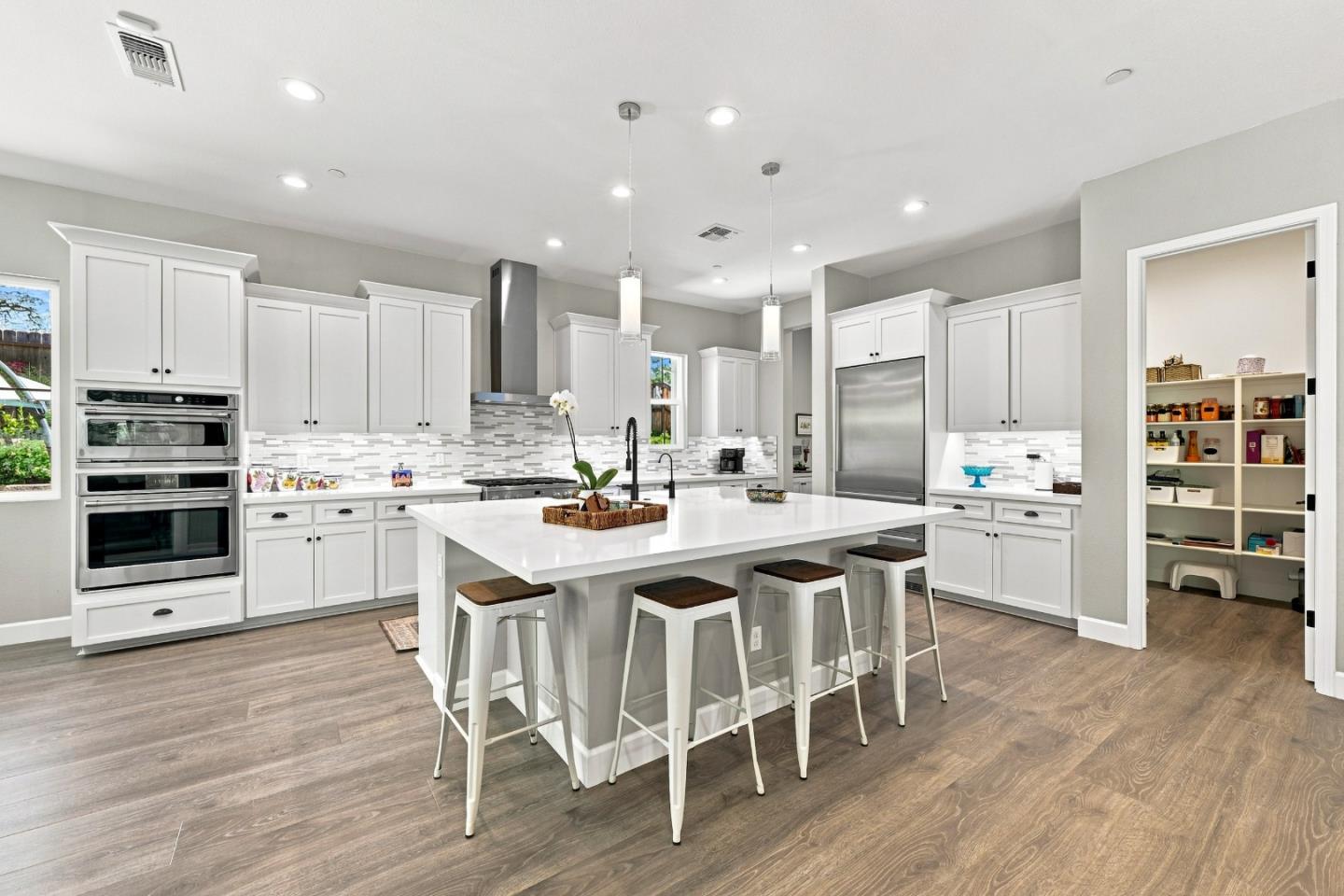 2736 Nisenan Valley DR