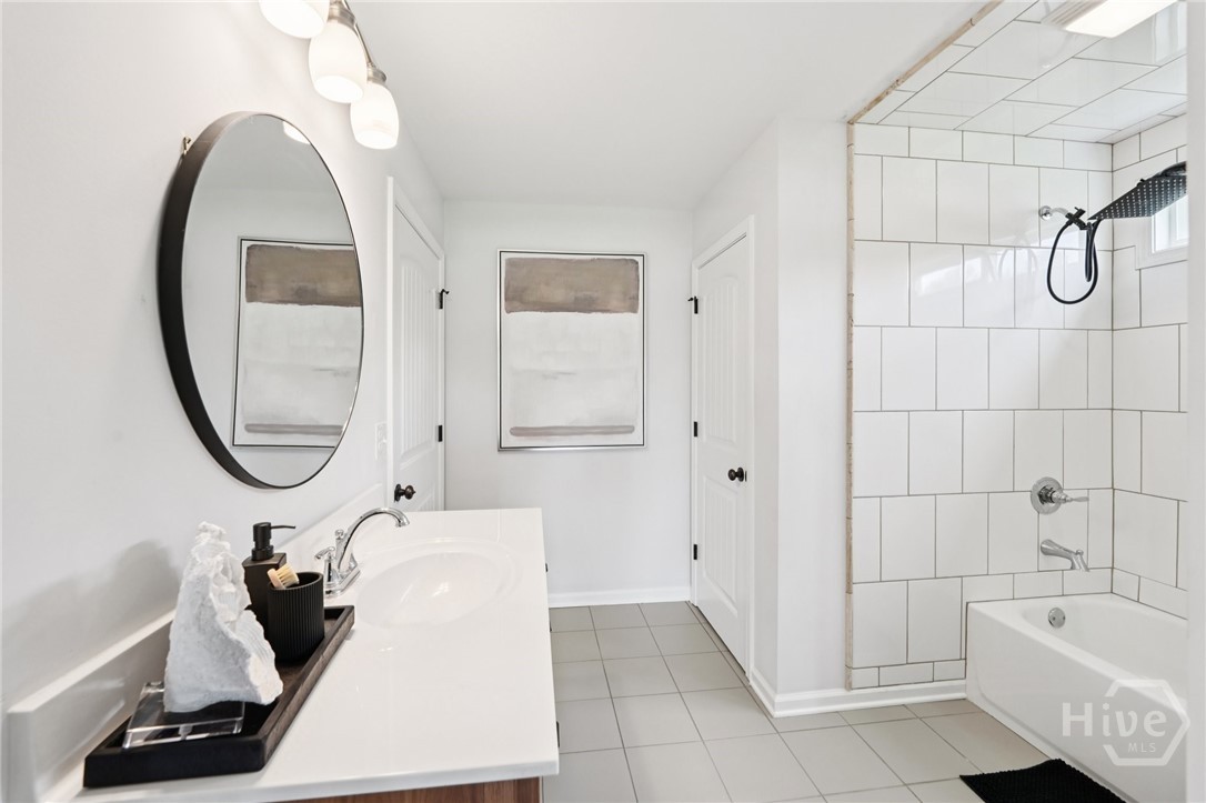 1051 Twin Rivers Road