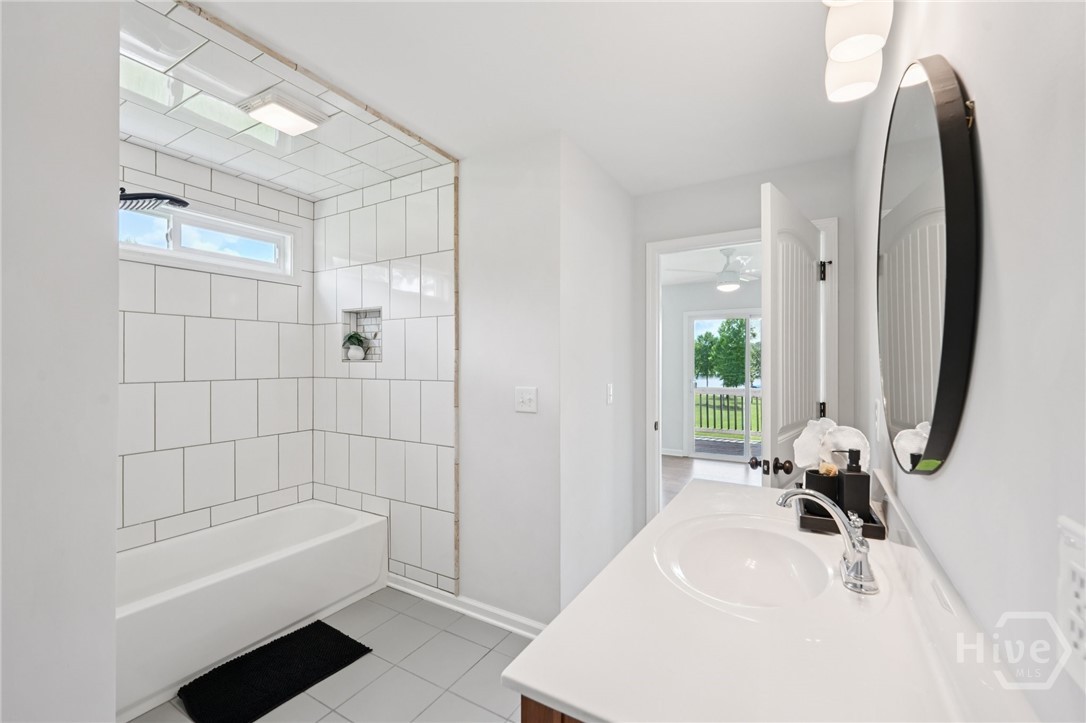 1051 Twin Rivers Road