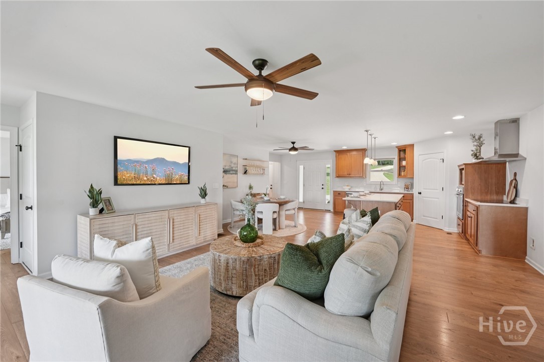 1051 Twin Rivers Road