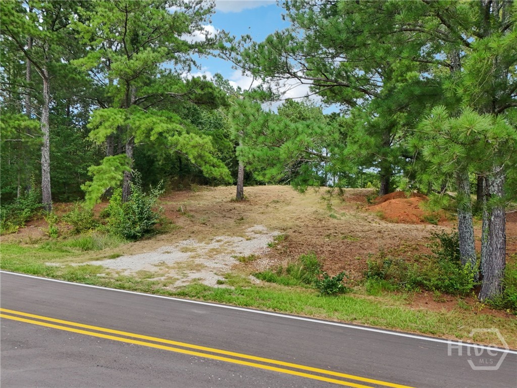 1051 Twin Rivers Road