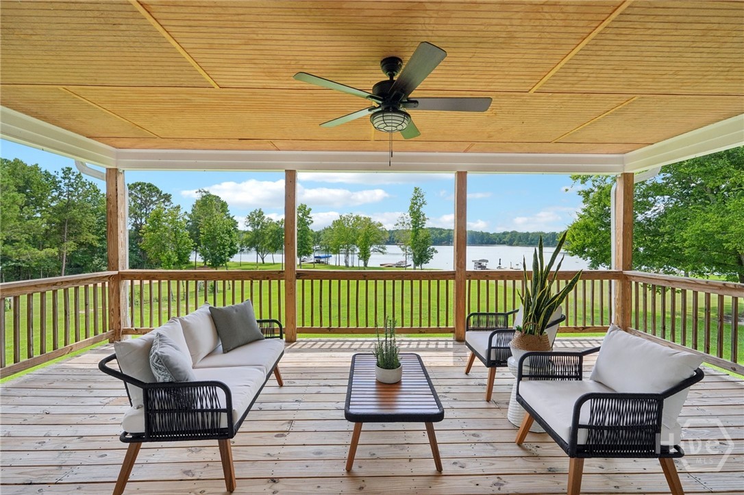 1051 Twin Rivers Road