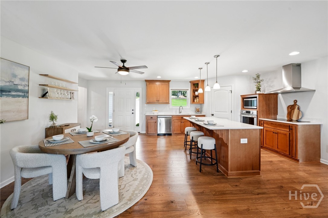 1051 Twin Rivers Road