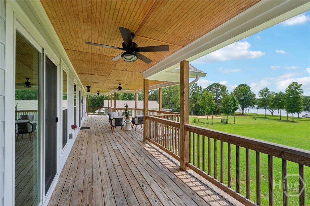 1051 Twin Rivers Road