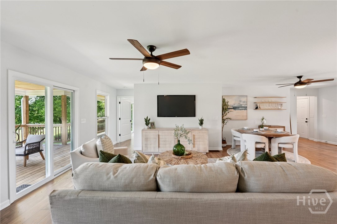 1051 Twin Rivers Road