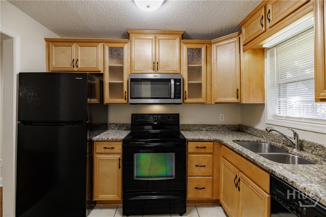 1055 Baxter Street 502