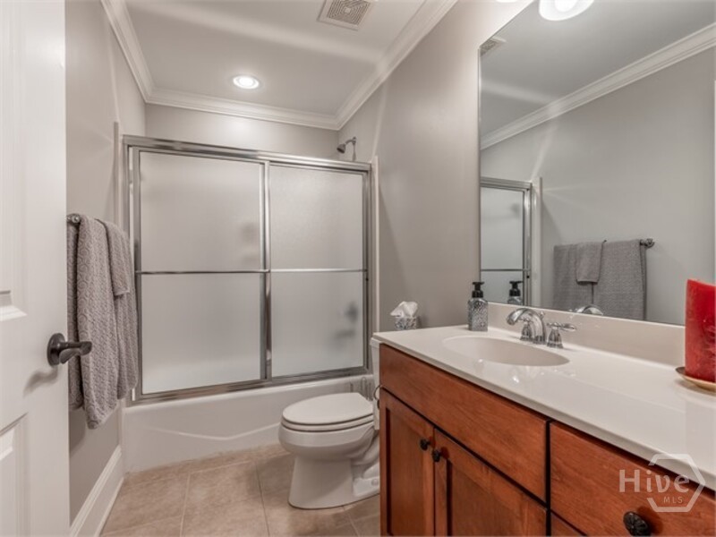 1090E Tailwater