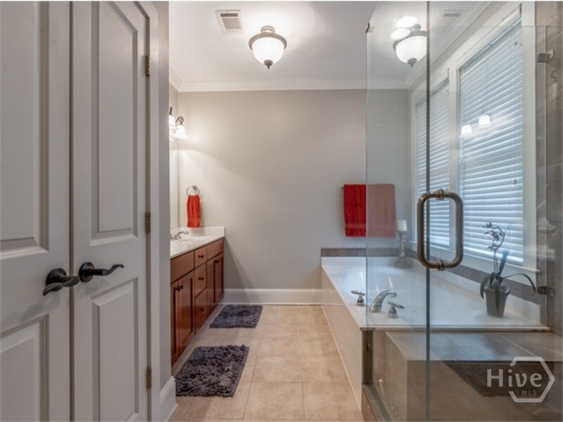 1090E Tailwater