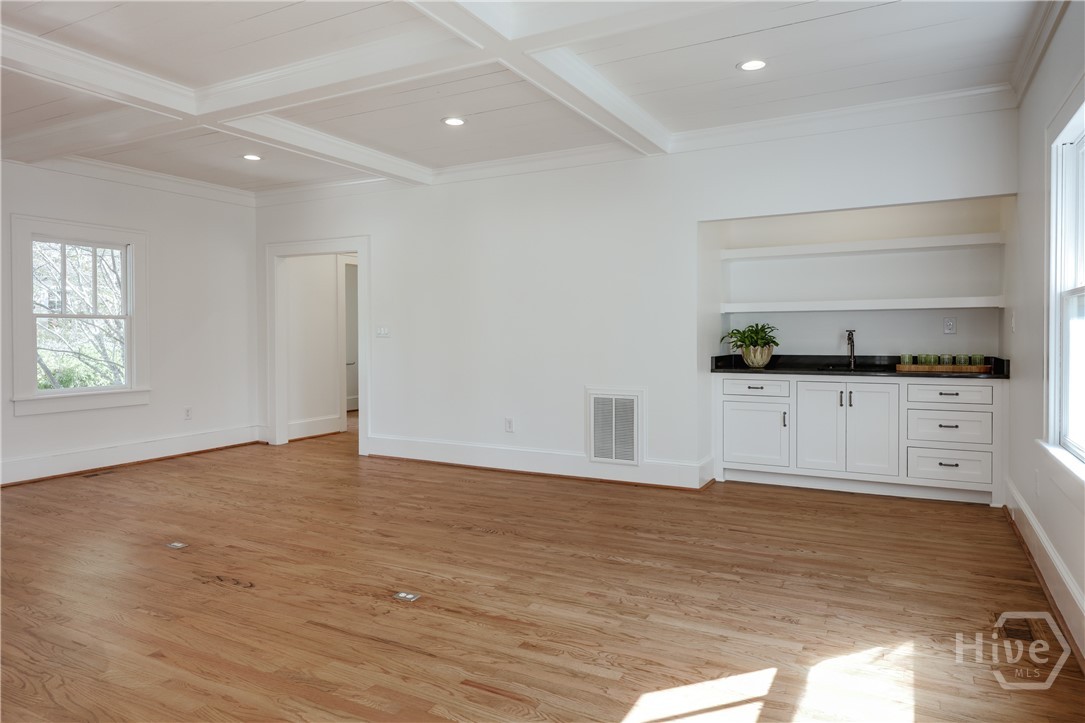 221 University Drive