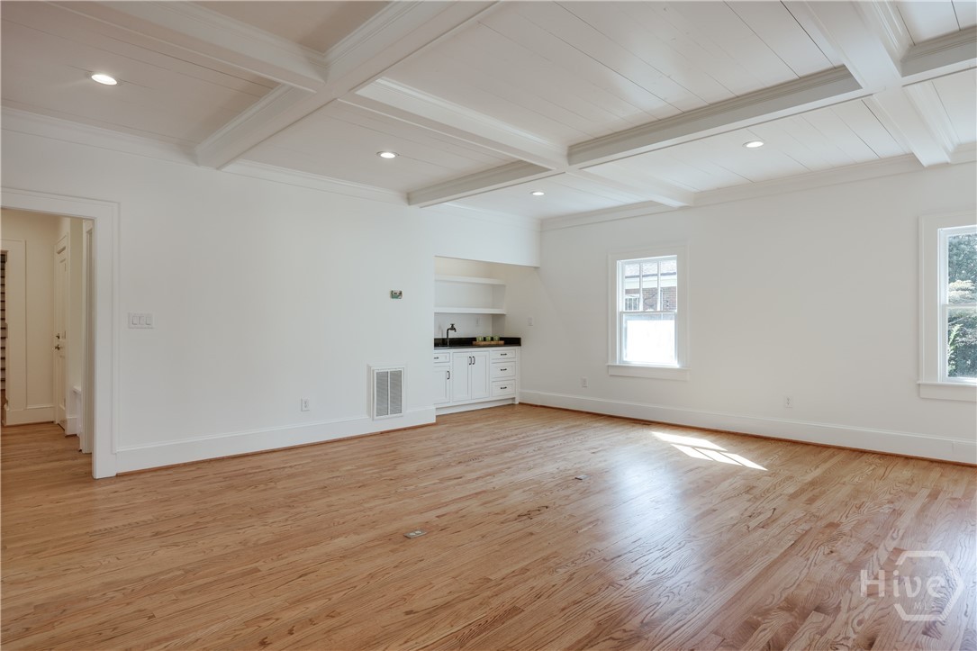 221 University Drive