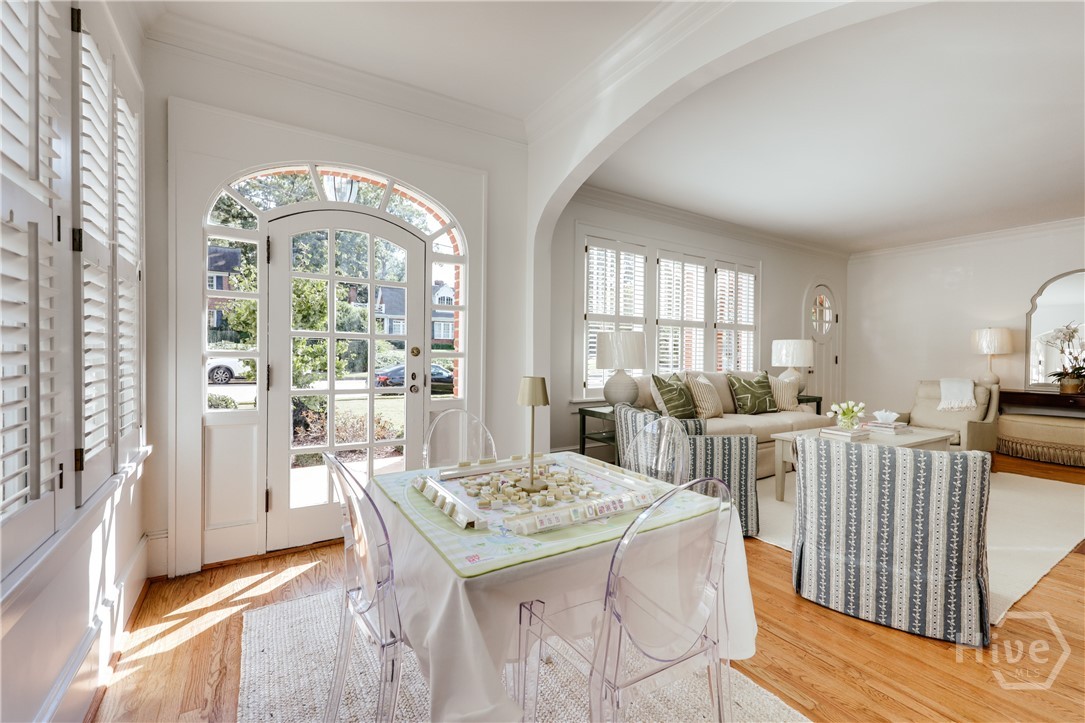 221 University Drive