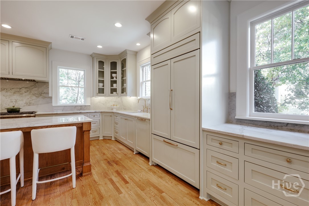 221 University Drive