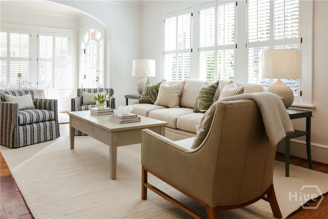 221 University Drive