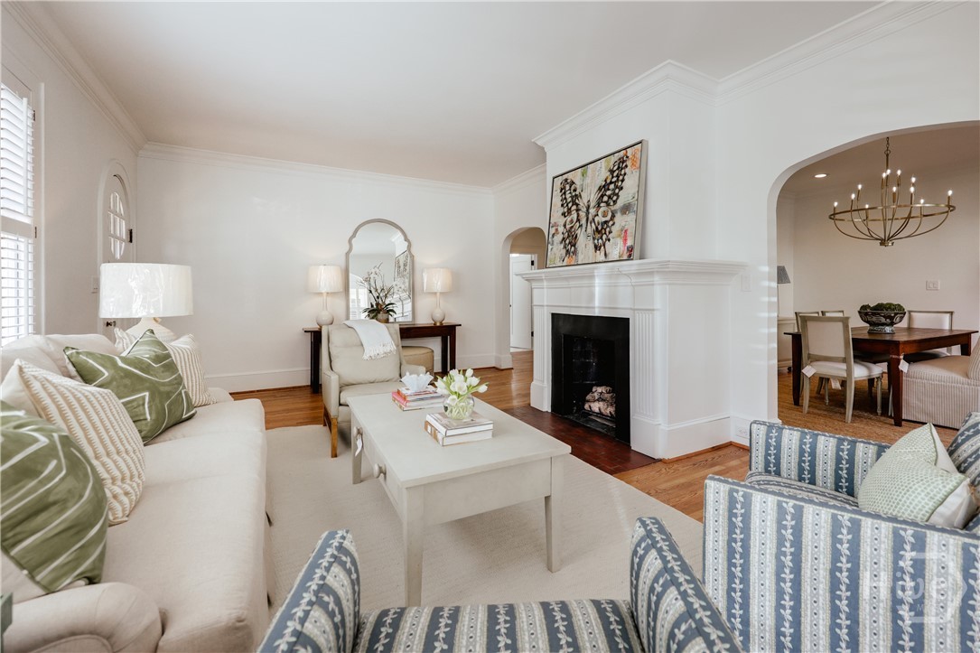 221 University Drive