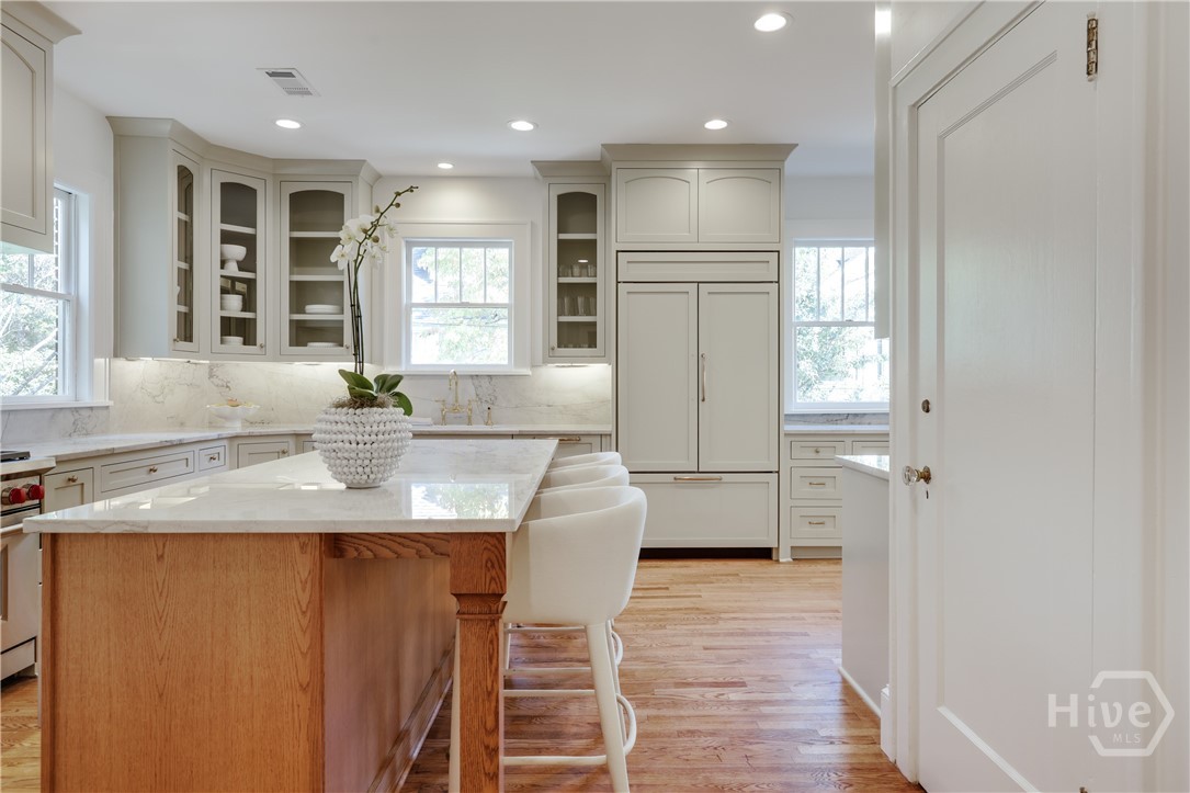 221 University Drive