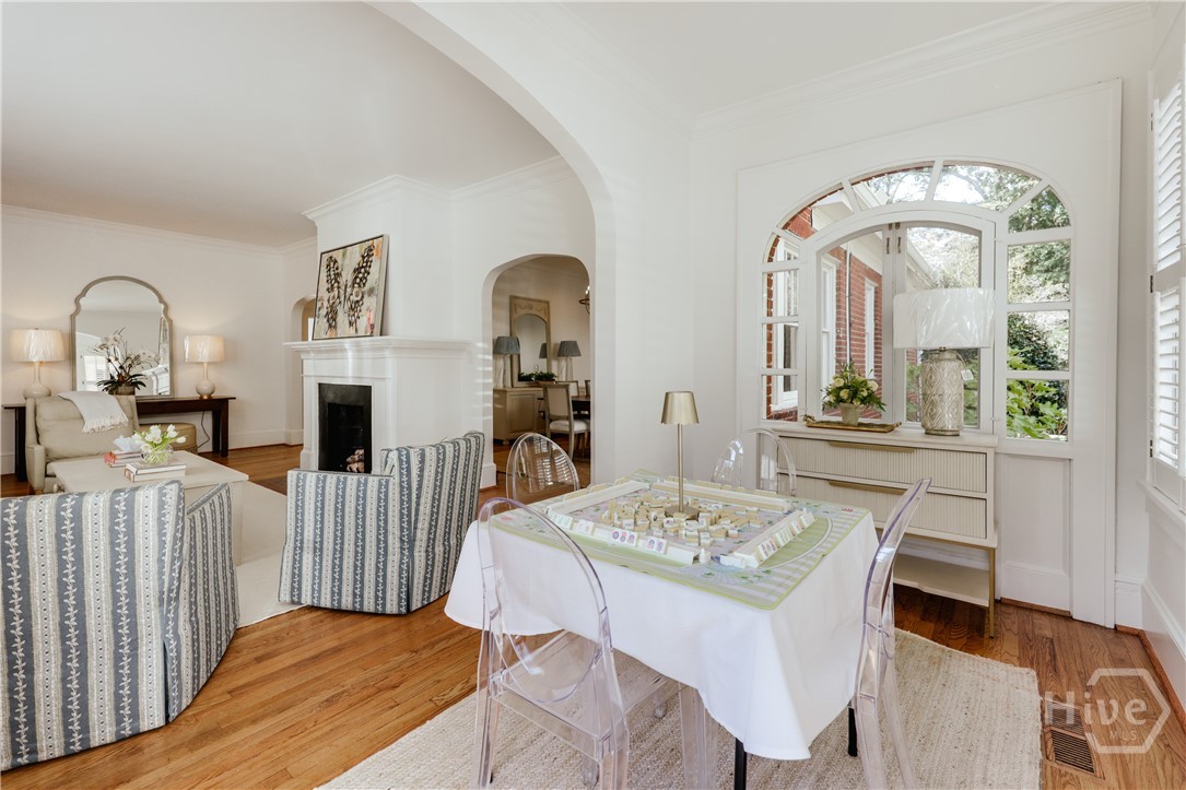 221 University Drive