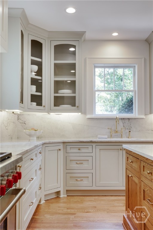 221 University Drive