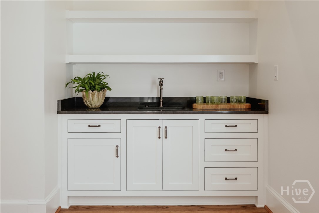 221 University Drive