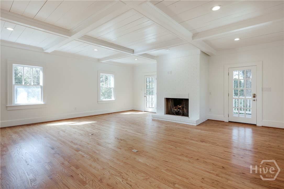 221 University Drive