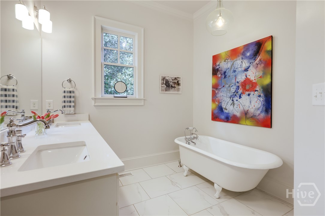 338 Springdale Street