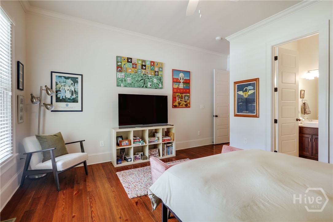 338 Springdale Street