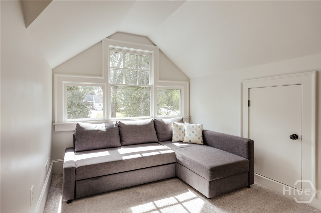 338 Springdale Street