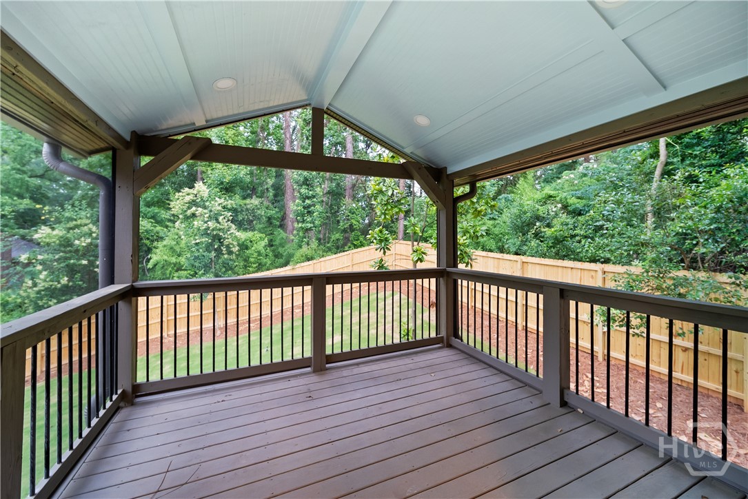 685 Pinecrest Drive