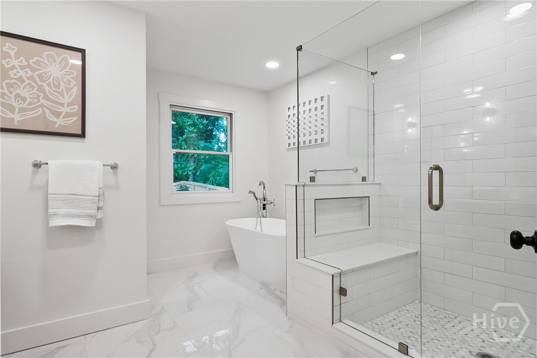 685 Pinecrest Drive