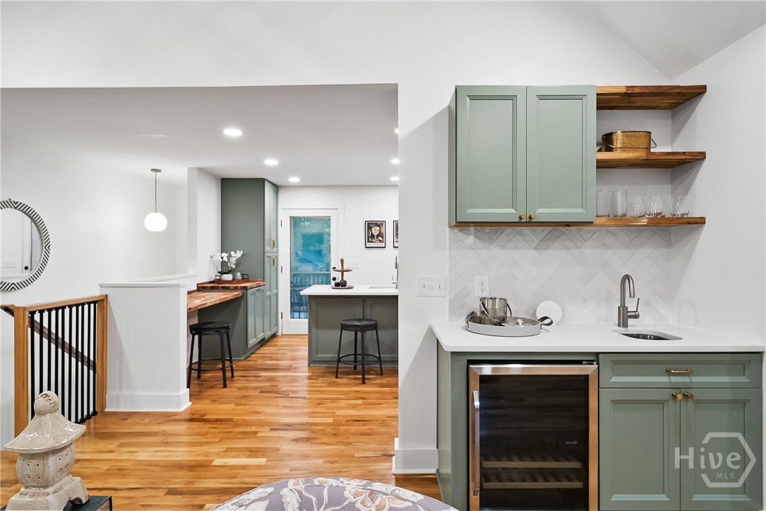 685 Pinecrest Drive